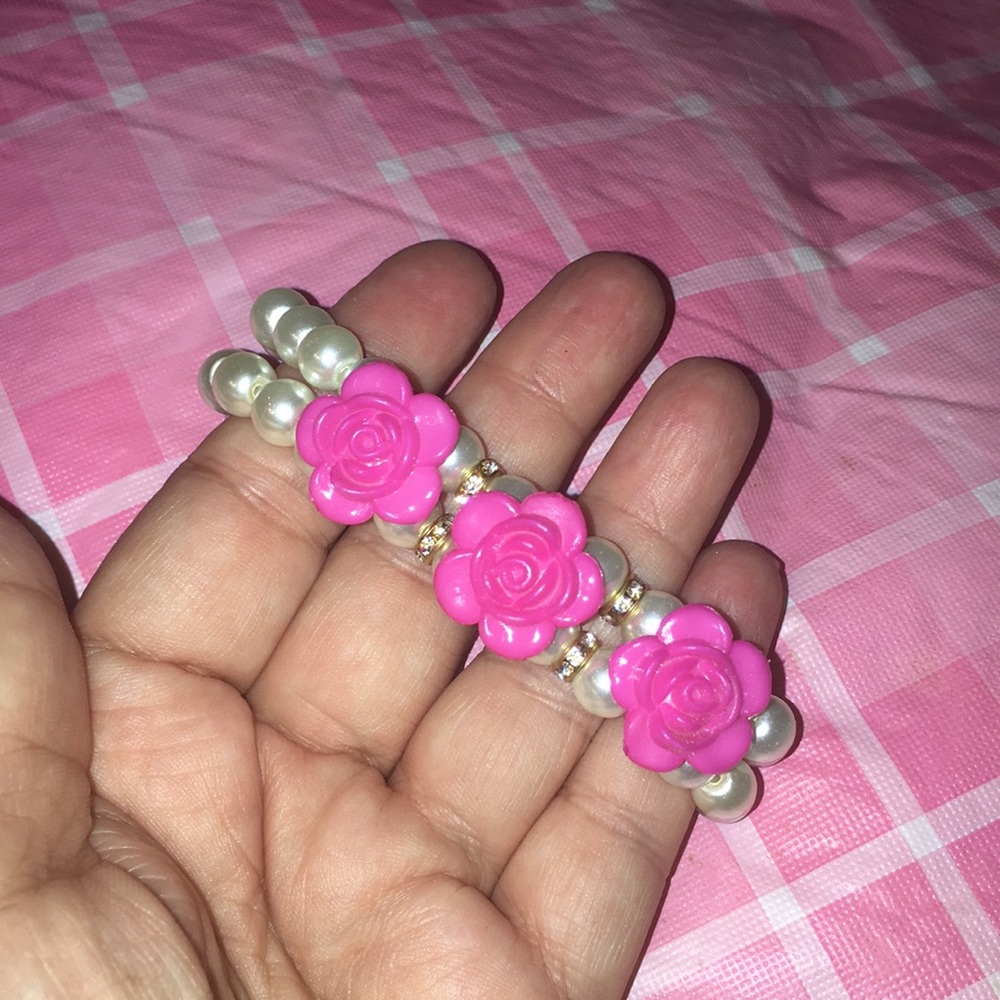 🎈SALE🎈🌷#10.”PEARLS & ROSES”🌷 - Picture 2 of 10